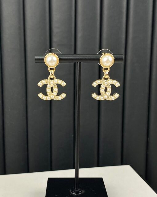 Chanel new style pearl diamond-set double C pendant earrings - Image 5