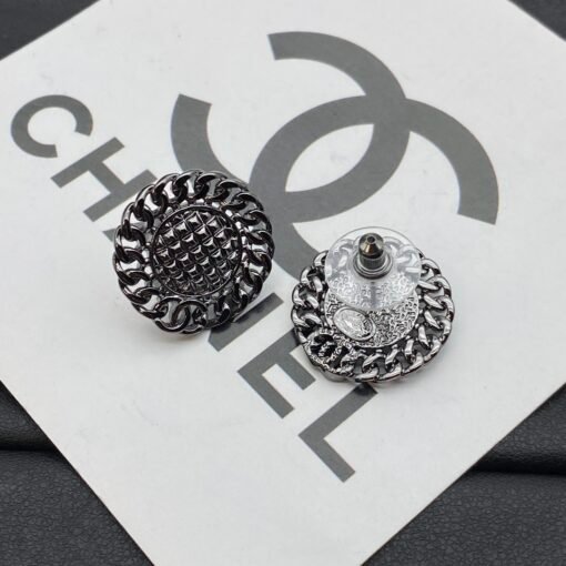 Chanel new earrings - Image 6