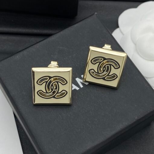 Chanel new earrings - Image 5