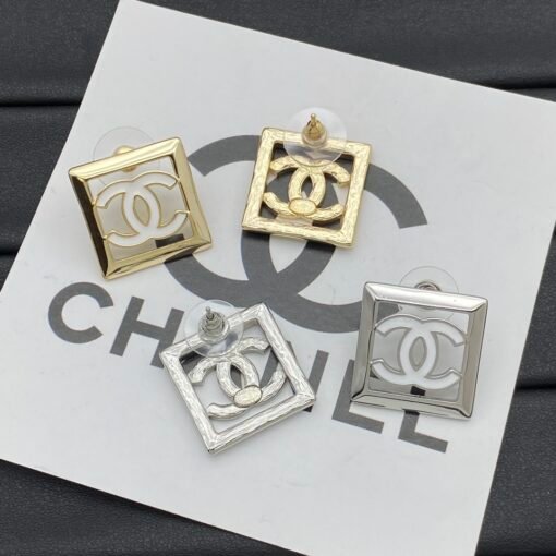 Chanel new earrings - Image 6