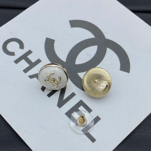Chanel new earrings - Image 6