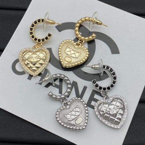 New Chanel new earrings - Image 6