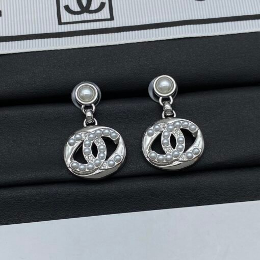 New Chanel new earrings - Image 4