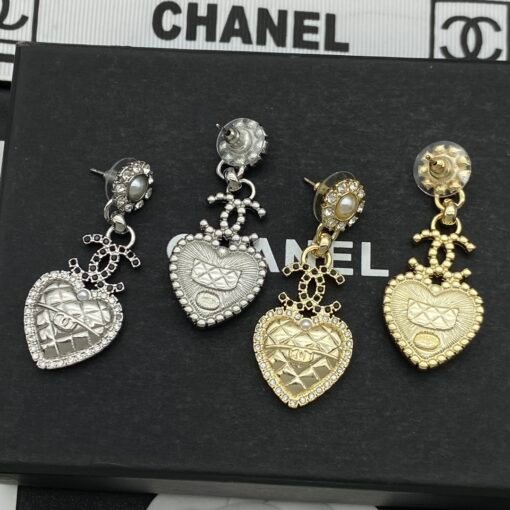 New Chanel new earrings - Image 6