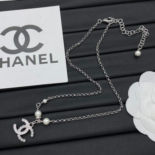 Bracelet necklace
ChChanel new suit - Image 3