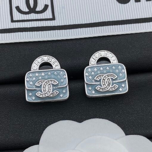 New ChanelChanel new earrings