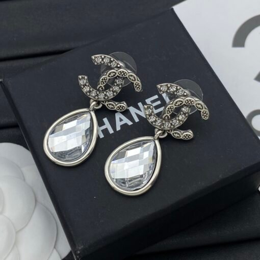 Chanel new earrings - Image 5