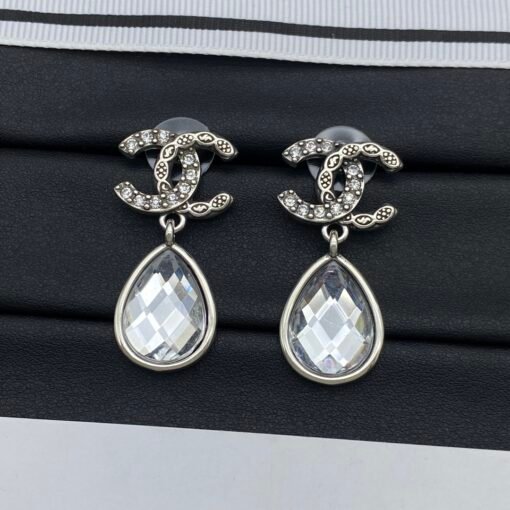 Chanel new earrings - Image 2