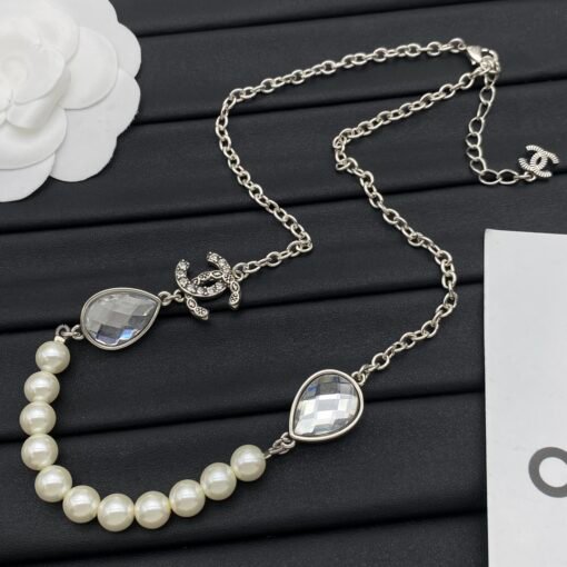 Chanel new necklace - Image 4