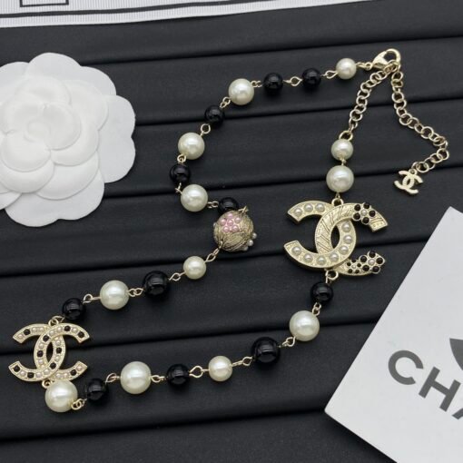 Chanel new necklace - Image 4