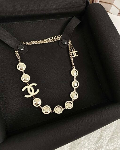 Chanel new style white oil dripping double c round mirror
 Glossy necklace Necklace - Image 8