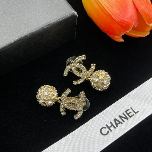 Chanel earrings - Image 3