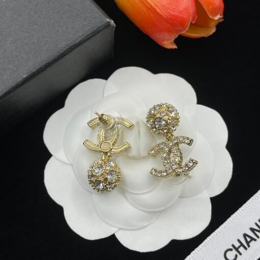Chanel earrings - Image 5
