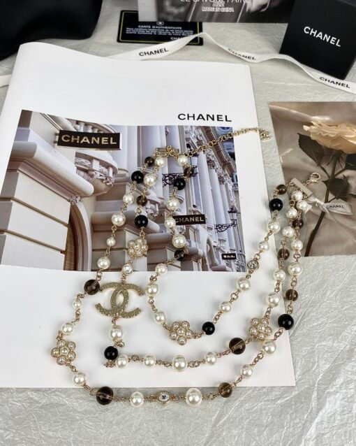 CHANE Chanel 24B new three-layer small flower black and white pearl necklace - Image 13
