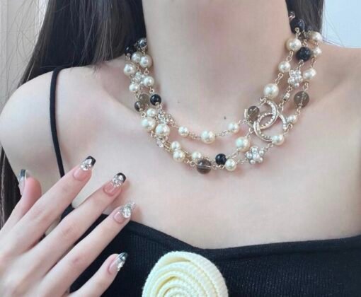 CHANE Chanel 24B new three-layer small flower black and white pearl necklace - Image 8