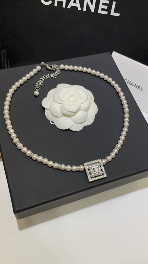 24s new pearl rhinestone square silver full diamond double C pearl necklace - Image 6