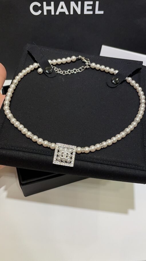 24s new pearl rhinestone square silver full diamond double C pearl necklace - Image 3
