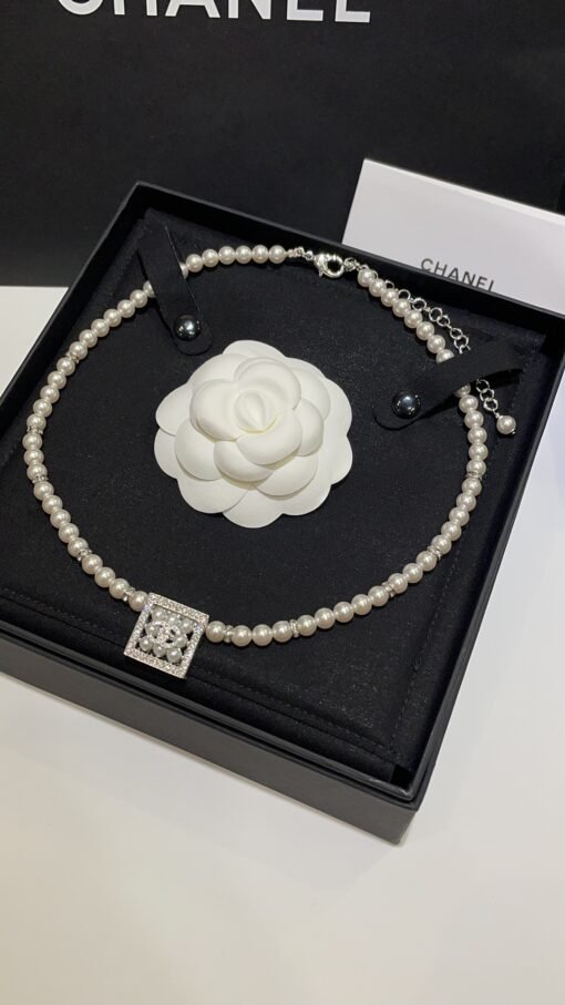 24s new pearl rhinestone square silver full diamond double C pearl necklace - Image 5