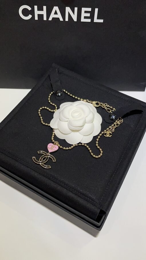 A new black enamel double C pink love light gold necklace - Image 5