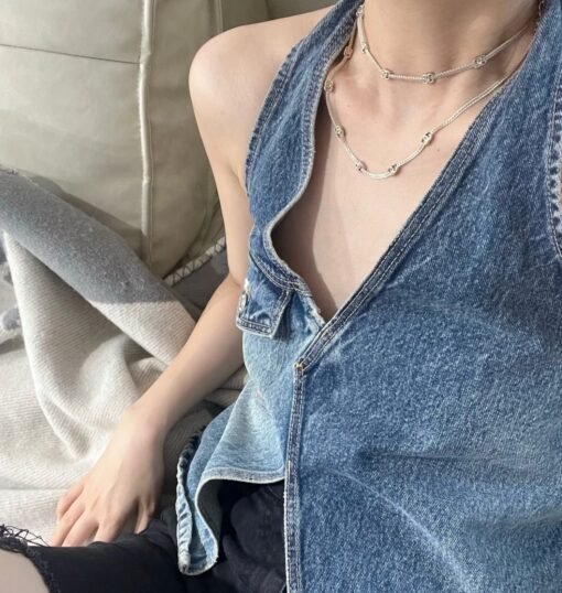 Chanel Snake Bone 5 Flowers Choker Snake Bone Necklace】 - Image 9