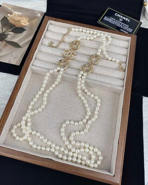 Chanel new style geometric oval letters diamond-set pearl double layer necklace sweater chain - Image 3