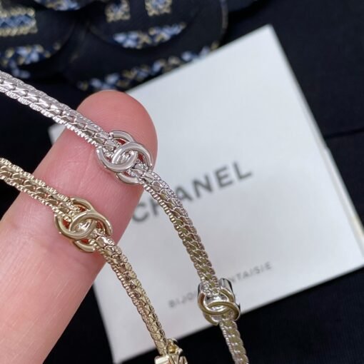 Chanel Snake Bone 5 Flowers Choker Snake Bone Necklace】 - Image 6