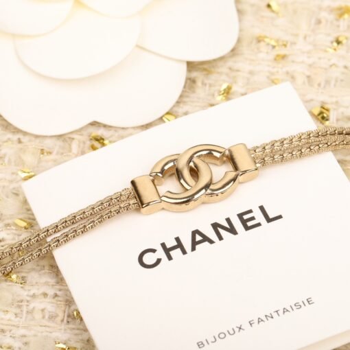 Chanel  Double Choker Snake Bone Double C Necklace】It is very heavy-duty, we are consistent with ZP, made of brass, the edges and corners of each letter are from ZP, and the chain is also customized ZP, which is really beautiful [ Desirable] The [witness] is a beautiful and explosive street combination with absolutely beautiful appearance and fashion! The rate of wearing is 100%! No matter how poor you are, you have to buy a series. You must have more PK ZP, and any version of PK finish is available [We produce] to place an order [witness] [witness] [witness] - Image 4