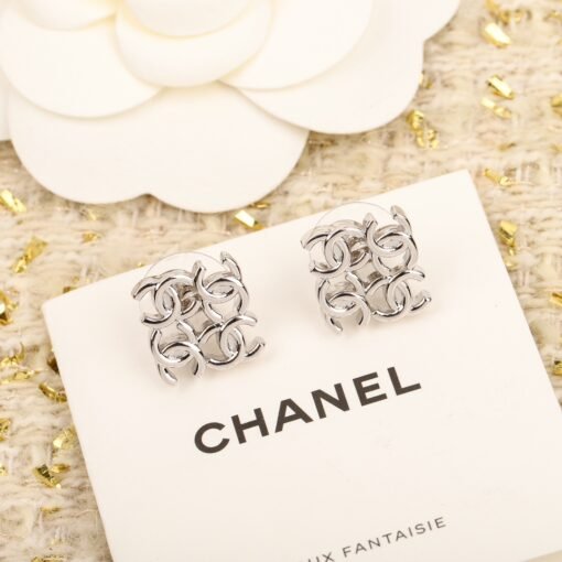 New products today
Chanel  Square C EarringsIt's so hot that it explodes, it's so beautiful that it's suffocating. I'm sorry that I use imported Swarovski diamonds, Invincible Heavy Industry, there are thousands of versions on the market, and various low versions are used to read pictures to make fake diamonds. There is also, you must compare more and just identify [we produce] [smile] [smile] has saved you thousands of oceans in minutes - Image 4
