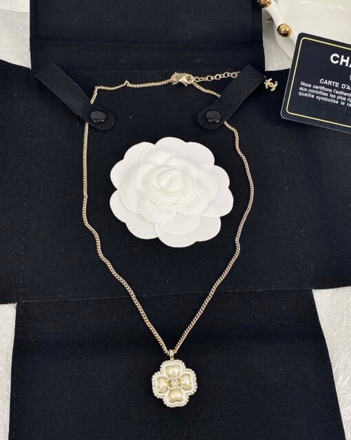 Chanel new style four-leaf clover pendant simple necklace - Image 4