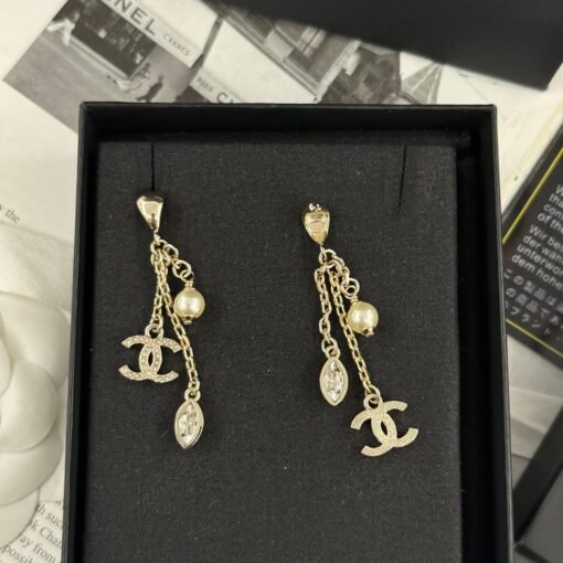 6 [Spot delivery]
@ New models available
Little fragrant horse eye double c pearl tassel earrings
Exquisite and delicate
Attached the upper ear picture - Image 3