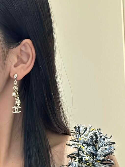 6 [Spot delivery]
@ New models available
Little fragrant horse eye double c pearl tassel earrings
Exquisite and delicate
Attached the upper ear picture - Image 2