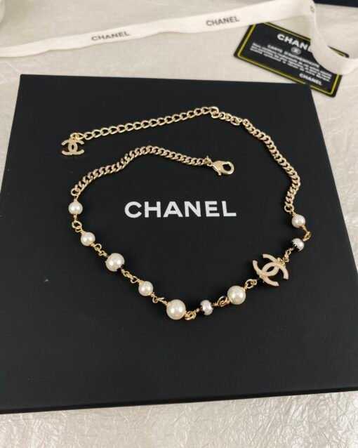 Chanel new black and white double C oil-drop letter enamel pearl necklace - Image 3