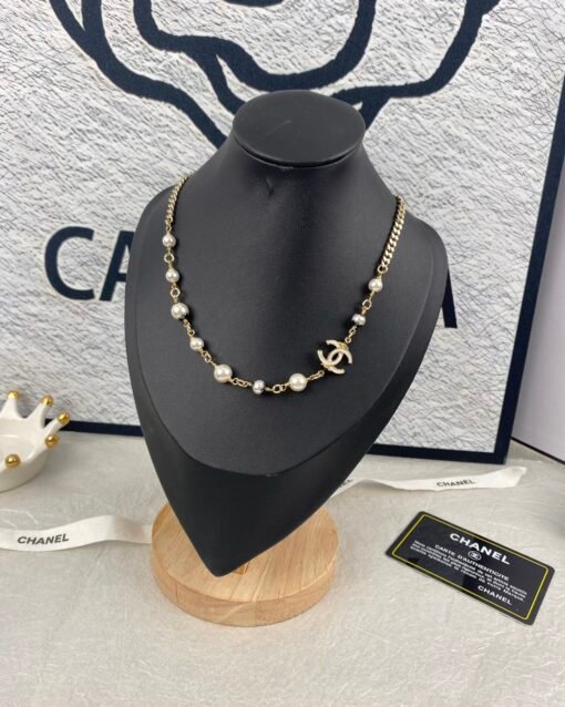 Chanel new black and white double C oil-drop letter enamel pearl necklace - Image 5