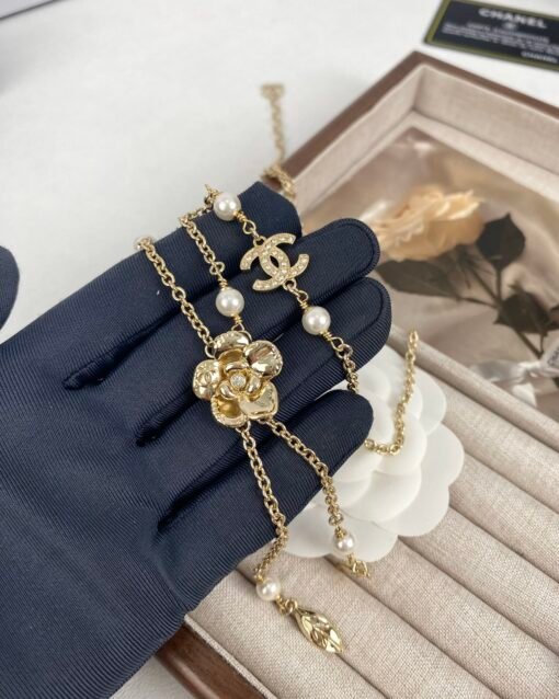 Chanel new style flowers, leaves, tassels, pearls, versatile necklace, sweater chain - Image 5
