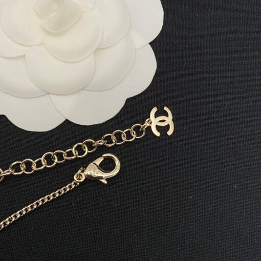 8
@Chanel round enamel lace necklace
Cute sweet and sexy - Image 6