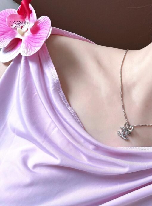 Chanel new light gold bow silver two-color full diamond necklace - Image 2