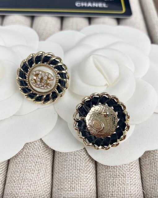 Chanel new style black leather rhinestone round earrings - Image 3