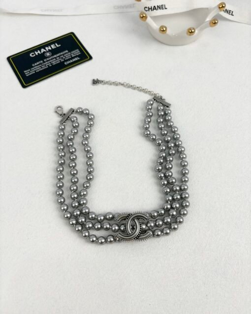 Chanel new style ancient silver resin three-layer pearl necklace - Image 7