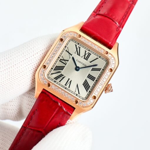 CARTIER Watch omen's Santos Series
Cartier's super masterpiece, counter designer teamed up
Parameters are synchronized with the original
Hiring Cartier designers at a high price to make counter-synchronized case 1:1 size w - 图片 11