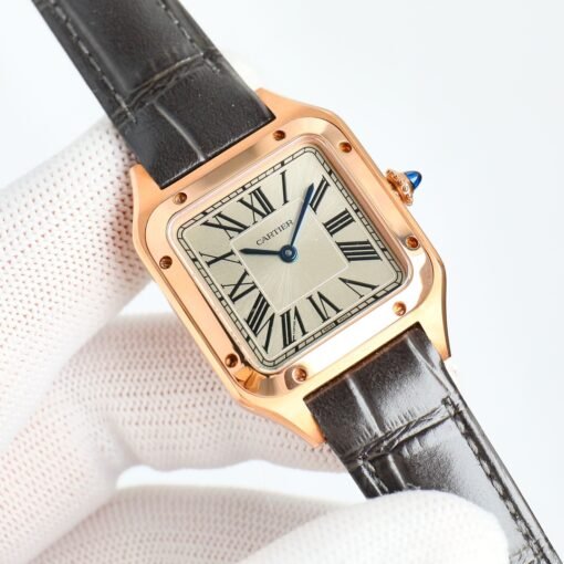 CARTIER Watch omen's Santos Series
Cartier's super masterpiece, counter designer teamed up
Parameters are synchronized with the original
Hiring Cartier designers at a high price to make counter-synchronized case 1:1 size w - 图片 2