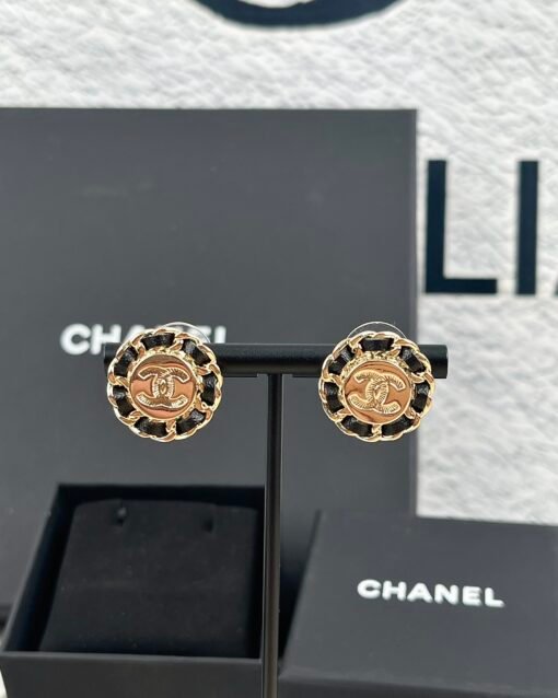 Chanel new style light gold round leather simple fashionable earrings - 图片 11