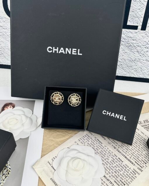 Chanel new style light gold round leather simple fashionable earrings - 图片 5