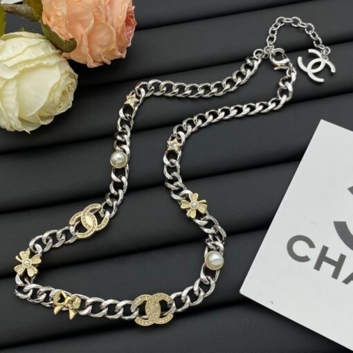 Chanel new necklace - Image 3