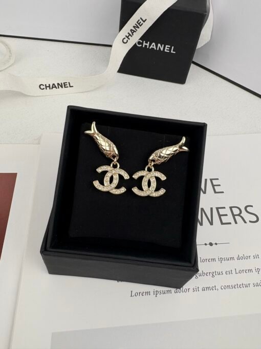 Chanel new style Ocean series European and American individual light luxury diamond letters Small fish earrings