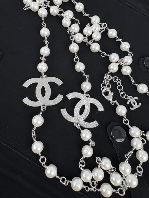 Chanel new style blue enamel C-diamond letters pearl fashion necklace sweater chain - Image 5