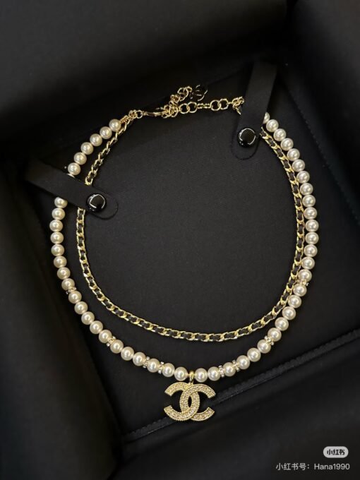 Chanel new double-layer leather pearl double-c rhinestone necklace - Image 4