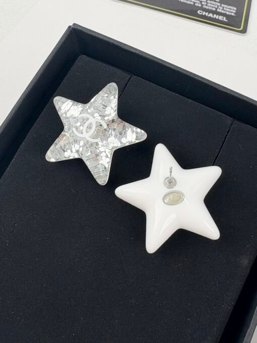 Chanel new style sequins white acrylic five-pointed star silver large earrings - 图片 6