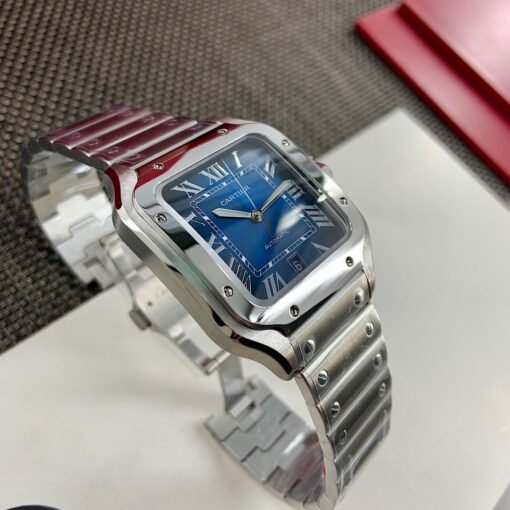 The latest Cartier Santos WSSA0013 series is the latest model of the year. - Image 3