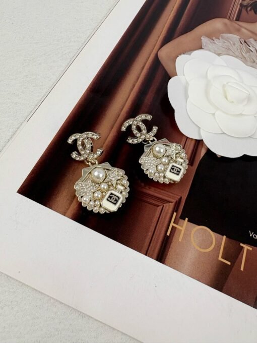 Chanel new light gold double c water rhinestone shell pearl fashion earrings - 图片 6