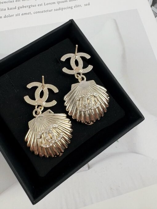 Chanel new light gold double c water rhinestone shell pearl fashion earrings - 图片 2